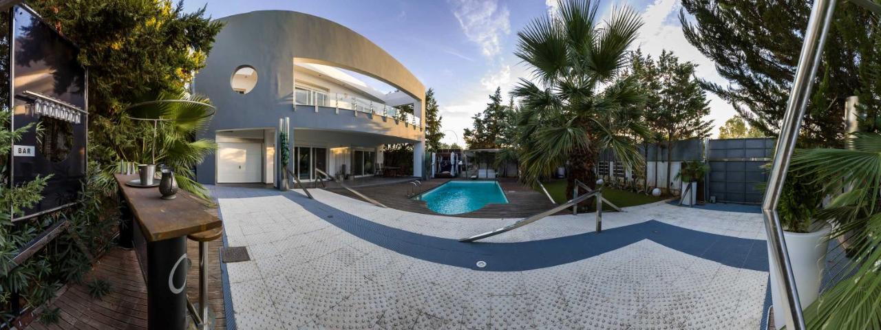 Villa Bond With Private Swimming Pool - 3M Deep Schinias Exterior photo